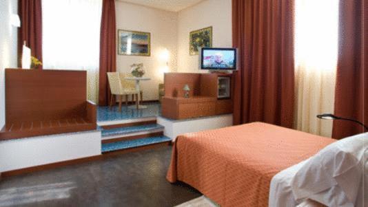 Hotel Mareschi Palace Novara Szoba fotó